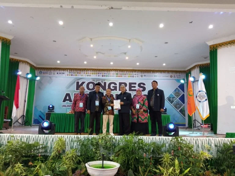Program Studi Manajemen FEB UNM Resmi Menjadi Anggota APSMBI